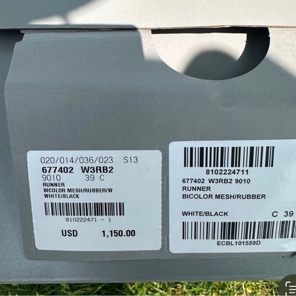 BALENCIAGA NEW women’s running sneaker size 39 euro 8.5US serious inquiries only - Picture 3 of 4